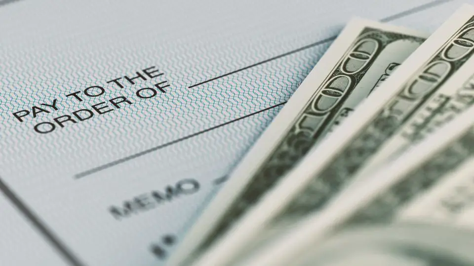 How to Start a Check Cashing Business