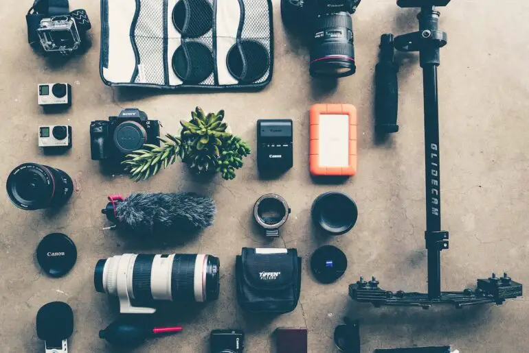 How to Start a Photography Business as a Teenager