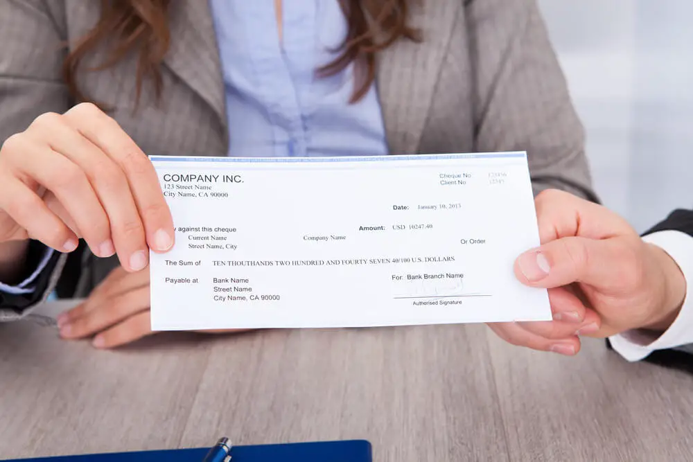 Does The Remitter Sign A Money Order